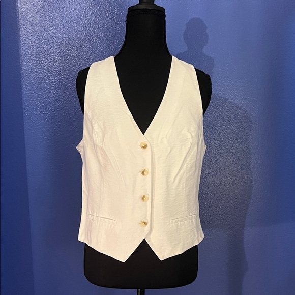 1. State Micro Vest - Picture 2 of 7